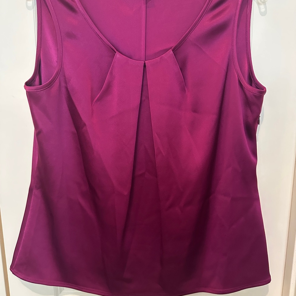 St. John Magenta Sleeveless Pleated Shell Top